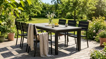 Monaco utendørs spisegruppe, uttrekkbar 210/310x90 med 6 Tunis stablestoler - Svart/Grå - Hagemøbler & utemiljø - Hagegruppe - Spisegrupper hage