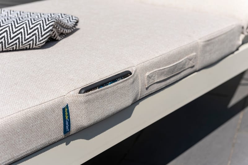 Portals Solseng + C-form sidebord - Beige/Tre - Hagemøbler & utemiljø - Stoler & Lenestoler - Solstoler