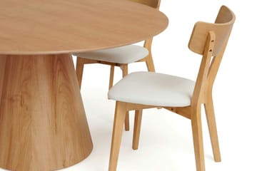 Siena spisegruppe 150 cm rund i eik med 6 Amelia spisestoler med pute - Eik/Beige - Hagemøbler & utemiljø - Hagegruppe - Spisegrupper hage