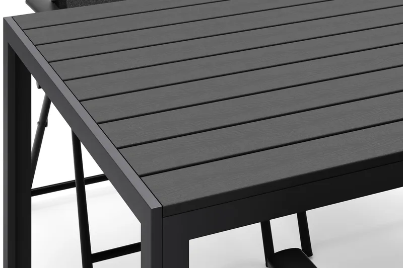 Siri rektangulært utebord 150 cm med 4 Sanna utestoler - Svart - Hagemøbler & utemiljø - Hagegruppe - Spisegrupper hage