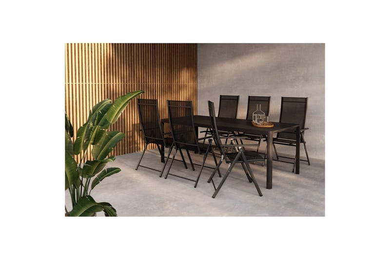 Spisegruppe Giardini, Levanzo, 6 stoler