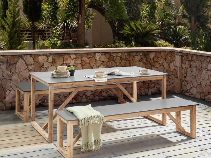 Spisegruppe utendørs med benker Notteri Betong - grå/brun - Hagemøbler & utemiljø - Hagegruppe - Spisegrupper hage