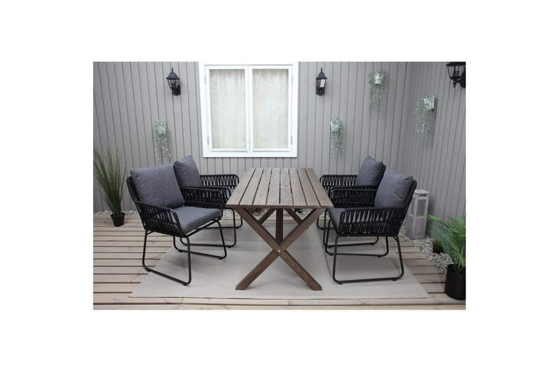 Utendørs møbelgruppe 150 cm bord & 4 Levanto grå stoler Brun - Brun - Hagemøbler & utemiljø - Hagegruppe - Spisegrupper hage
