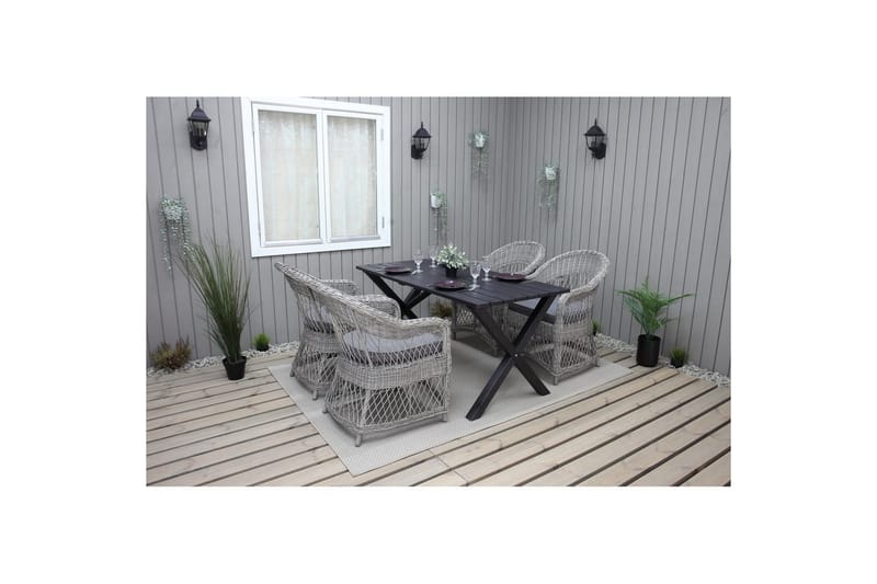 Utendørs møbelgruppe 150 cm bord & 4 Merida grå stoler Svart - Svart - Hagemøbler & utemiljø - Hagegruppe - Spisegrupper hage