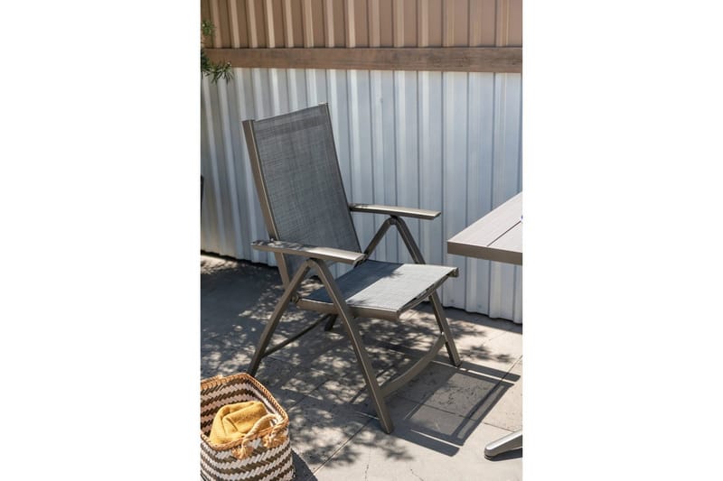 Utendørs møbelgruppe Lifestyle Garden Solana bistro bord + 2 x pos. lenestol - Hagemøbler & utemiljø - Hagegruppe - Cafemøbler & cafesett