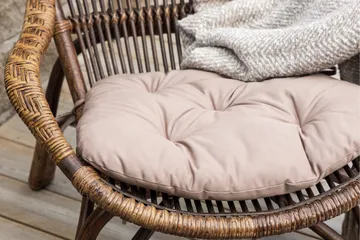 Ella Utestol - Mørk valnøtt - Hagemøbler & utemiljø - Stoler & Lenestoler - Utelenestoler