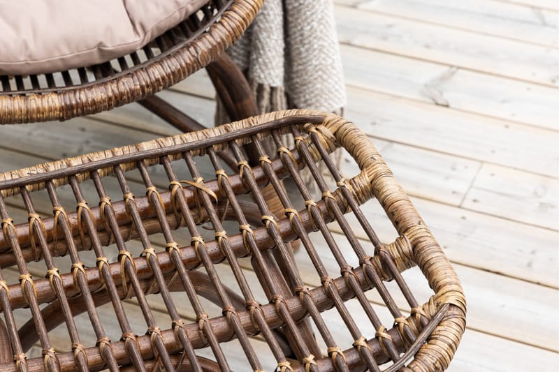 Ella Utestol - Mørk valnøtt - Hagemøbler & utemiljø - Stoler & Lenestoler - Utelenestoler