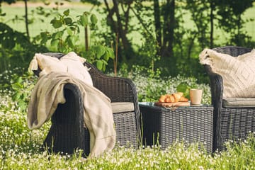 Marcus Light utelenestol med pute – loungestol i kunstrotting til utemøbler - Svart - Hagemøbler & utemiljø - Stoler & Lenestoler - Utelenestoler