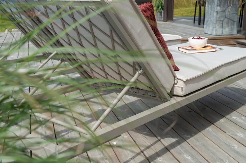 Solseng Hillerstorp Jet Set - Beige - Hagemøbler & utemiljø - Stoler & Lenestoler - Solsenger & solvogner