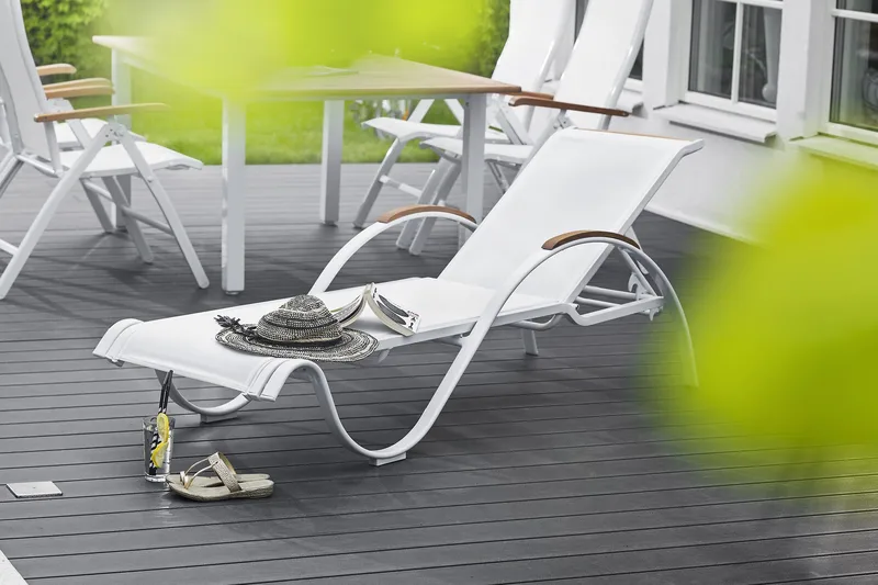 Nydala Solseng - Hvit/Teak - Hagemøbler & utemiljø - Stoler & Lenestoler - Solsenger & solvogner