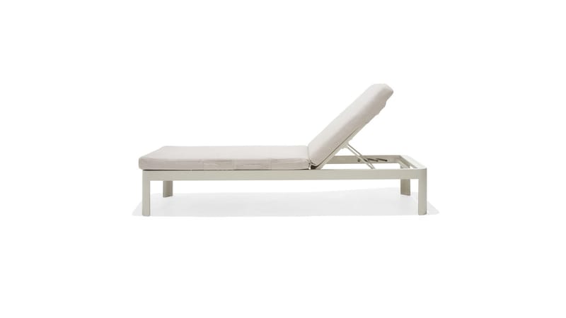 Portals Solseng med Pute 189 cm - Hvit/Tre - Hagemøbler & utemiljø - Stoler & Lenestoler - Solsenger & solvogner