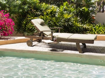 Solseng utendørs med pute Amantea Premium II akasietre - taupe - Hagemøbler & utemiljø - Stoler & Lenestoler - Solsenger & solvogner