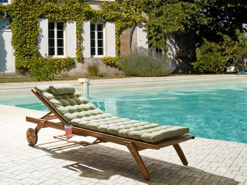 Solseng utendørs med pute Cesana Premium akasietre - Brun/Grønn - Hagemøbler & utemiljø - Stoler & Lenestoler - Solsenger & solvogner