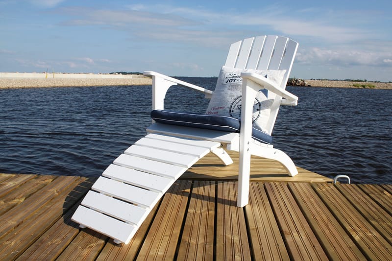 Rolston Dekkstol med Fotskammel - Hvit - Hagemøbler & utemiljø - Stoler & Lenestoler - Solstoler - Dekkstol