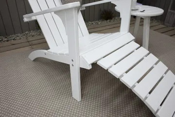 Rolston Dekkstol med Fotskammel - Hvit - Hagemøbler & utemiljø - Stoler & Lenestoler - Solstoler - Dekkstol