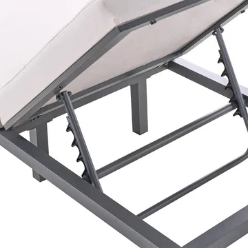 Solstol Lariano - Beige, svart - Hagemøbler & utemiljø - Stoler & Lenestoler - Solstoler