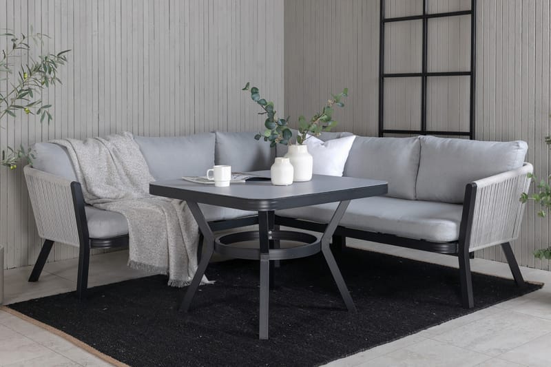 Hjørneloungegruppe Virya med Puter Svart - Venture Home - Loungegrupper - Sofagruppe utendørs