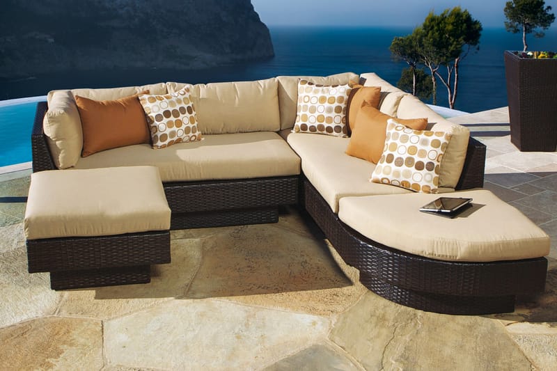 Sengesett STELLA med beige puterfarge: mørkebrun - Loungegrupper - Sofagruppe utendørs