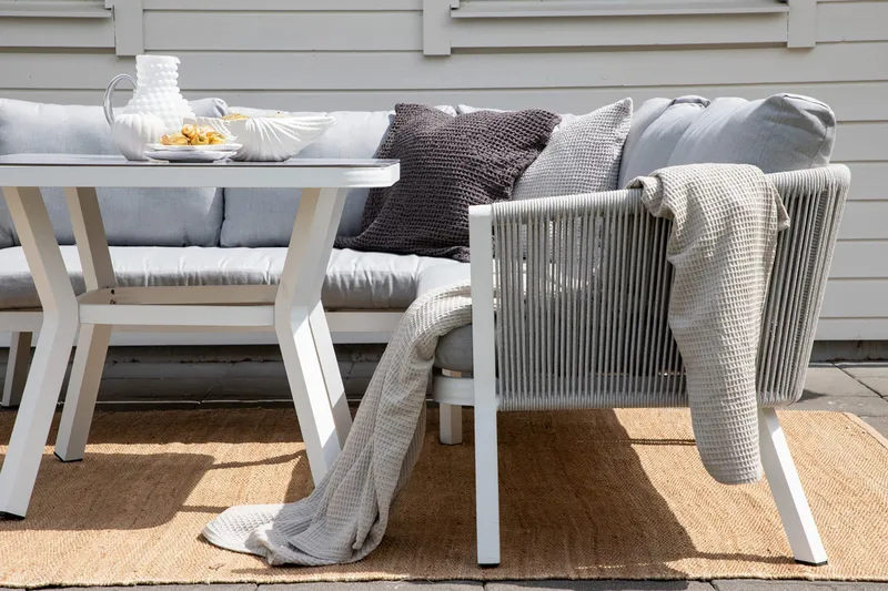 Virya Hjørneloungegruppe med Puter Grå - Venture Home - Hagemøbler & utemiljø - Loungemøbler - Loungegrupper