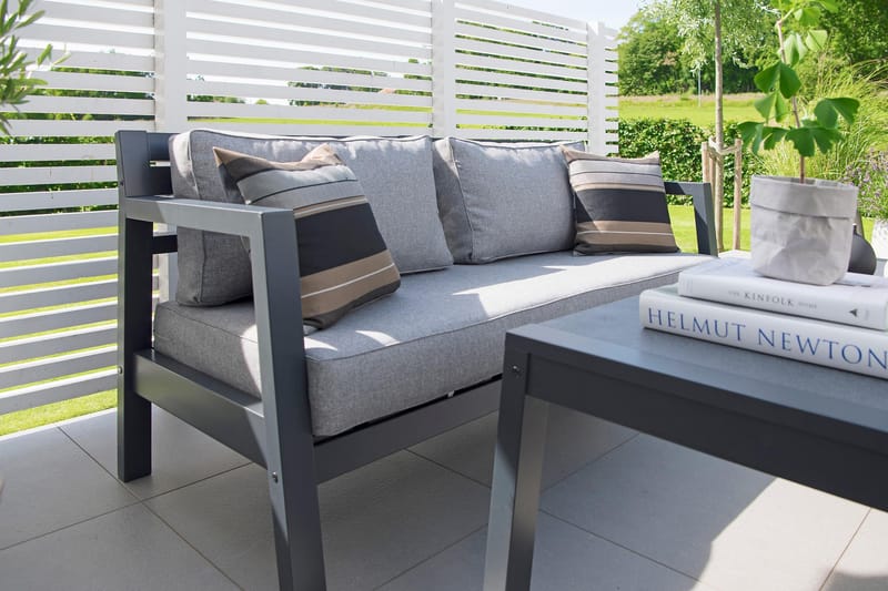 Hillerstorp Stoltö Lounge Sofa - Grå|Svart - Hagemøbler & utemiljø - Loungemøbler - Loungesofaer
