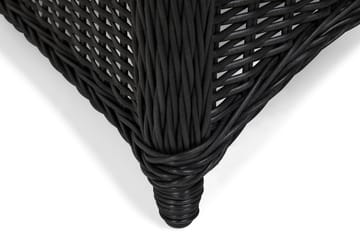 Marcus Light Utendørs Lounge Lenestol med Pute i Kunstrotting - Svart - Hagemøbler & utemiljø - Loungemøbler - Loungestol utendørs