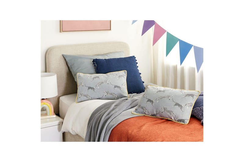 Pynteputer Arales sett med 2 Grå/hvit/svart/gul, Rektangulær - Grå/hvit/svart/gul, Rektangulær - Hagemøbler & utemiljø - Puter - Hageputer