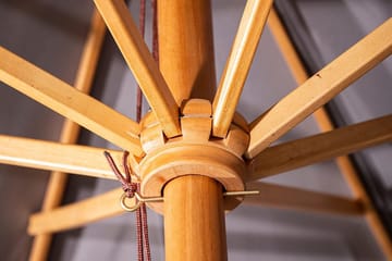 Naxos Parasoll Rund Ø300 cm Svart/Natur - Venture Home - Hagemøbler & utemiljø - Solbeskyttelse - Parasoller - Baliparasoll