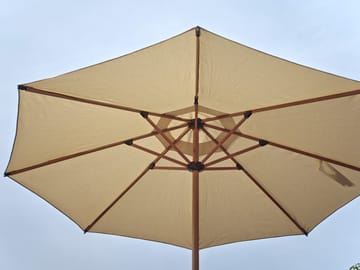 Parasoll Hillerstorp Parasoll 300 cm - Beige - Hagemøbler & utemiljø - Solbeskyttelse - Parasoller - Baliparasoll