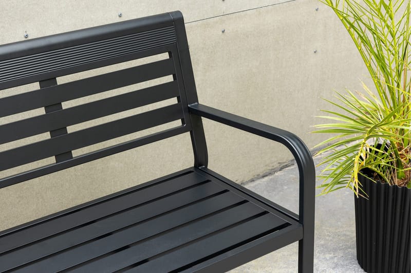 Elvas Utebenk - Svart - Hagemøbler & utemiljø - Utesofa - Hagebenk & utebenk
