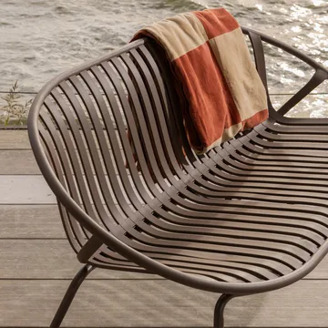 Benk Bruce 134 cm utendørs - Lilla/Brun - Hagemøbler & utemiljø - Utesofa - Hagebenk & utebenk