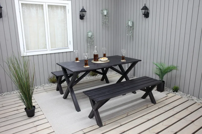 Lietinna Utebenk 140 cm - Svart - Hagemøbler & utemiljø - Utesofa - Hagebenk & utebenk