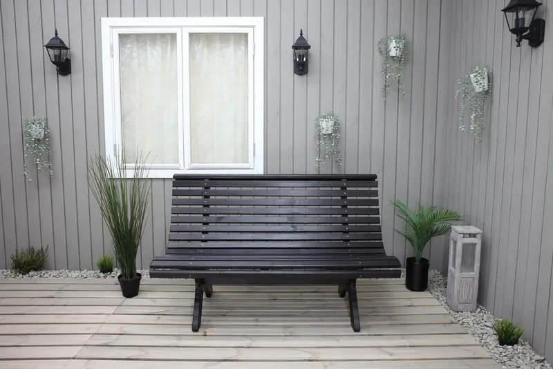 Norvald Benk - Kaffesvart - Hagemøbler & utemiljø - Utesofa - Hagesofa & hagebenk