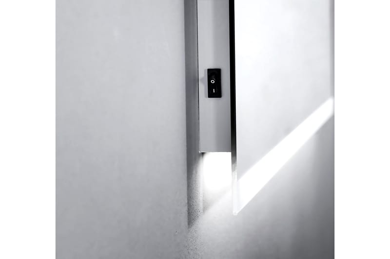 Baderomsspeil Stockhyltan 70 cm LED-Lys - Baderomsspeil med belysning - Speil - Baderomsspeil