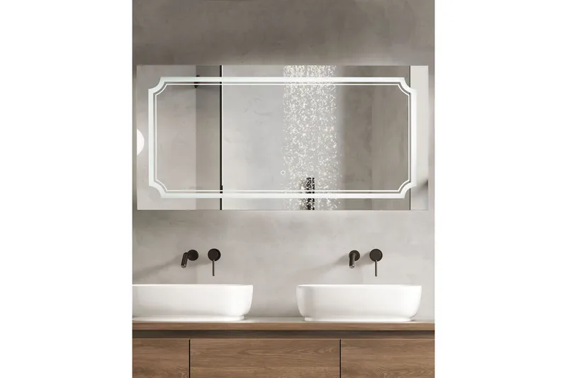 Badrumsspegel med LED Beliani Arromachnes Silver - Interiør - Baderomsinnredning - Baderomsspeil