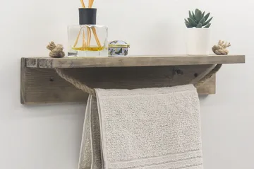 Raianna Hylle 50 cm - Valnøtt - Interiør - Baderomsinnredning - Håndklehengere