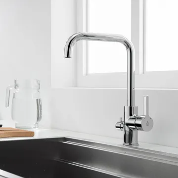 Bathlife Atlant Kjøkkenbatteri - Interiør - Baderomsinnredning - Håndkletørkere - Håndkletørker strøm