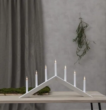 Arrow lysestake 69 cm - hvit - Interiør - Dekorasjon & innredningsdetaljer - Julepynt & juledekorasjon