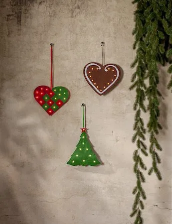 Merry hengende dekorasjon 25 cm - rød og grønn - Interiør - Dekorasjon & innredningsdetaljer - Julepynt & juledekorasjon