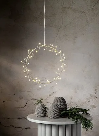 Poppy krans med belysning 20 cm - sølvfarget - Interiør - Dekorasjon & innredningsdetaljer - Julepynt & juledekorasjon