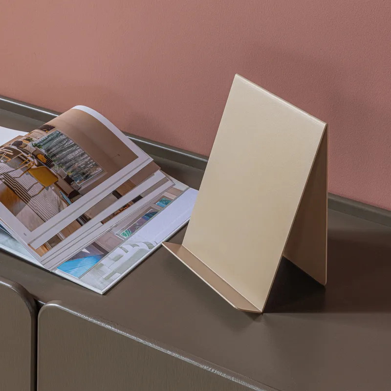 Bokstøtte stående Brook 19 cm - Sand - Interiør - Dekorasjon & innredningsdetaljer - Pyntegjenstander - Bokstøtte