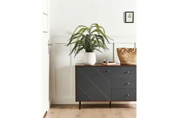 Konstgjord växt Beliani Fern Leaf Plant Green||Black - Interiør - Dekorasjon & innredningsdetaljer - Pyntegjenstander - Blomsterdekorasjon