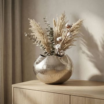 Harvik bordvase 30 cm i aluminium - Sølv - Interiør - Dekorasjon & innredningsdetaljer - Vas - Blomstervase
