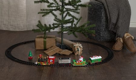 X-mas Train dekorativt sceneri 103 cm - Flerfarget - Interiør - Dekorasjon & innredningsdetaljer - Julepynt & juledekorasjon