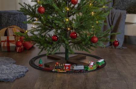 X-mas Train dekorativt sceneri 103 cm - Flerfarget - Interiør - Dekorasjon & innredningsdetaljer - Julepynt & juledekorasjon