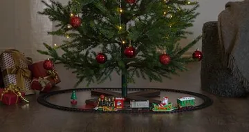 X-mas Train dekorativt sceneri 103 cm - Flerfarget - Interiør - Dekorasjon & innredningsdetaljer - Julepynt & juledekorasjon