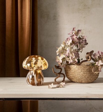 Funghi Glassdekorasjon 13 cm - brun/hvit - Interiør - Innredning til barnerom - Barnelamper