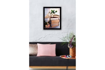 Innrammet lerret i tre - 41x56 cm - Bøker med roser i en harmonisk komposisjon - Lys rosa / Beige / Brun - Interiør - Maleri & posters - Lerretsbilder