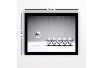 Innrammet lerret i tre - 41x56 cm - Dynamisk komposisjon med hengende metallkuler i bevegelse - Sølv / Grå - Interiør - Maleri & posters - Lerretsbilder