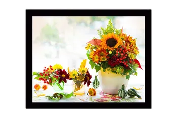 Innrammet lerret i tre - 41x56 cm - Fargerik bukett med solsikker og høstblomster - Gul / Rød / Grønn - Interiør - Maleri & posters - Lerretsbilder