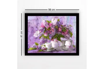 Innrammet lerret i tre - 41x56 cm - Fargerik bukett med syriner i en vakker komposisjon - Lilla / Rosa / Grønn - Interiør - Maleri & posters - Lerretsbilder